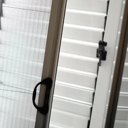 Oasi 83 Πανσιόν